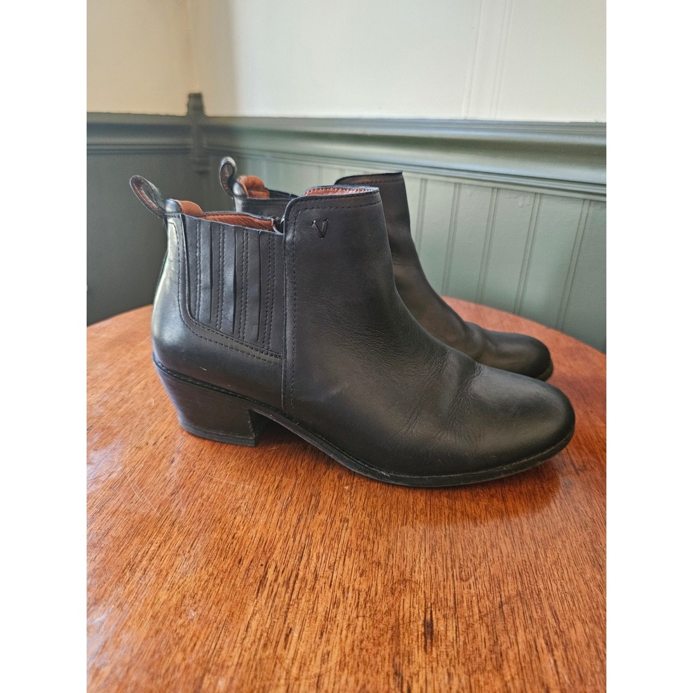 Vionic Bethany Black Leather Waterproof Ankle Boots Womens Size 8.5 side zip